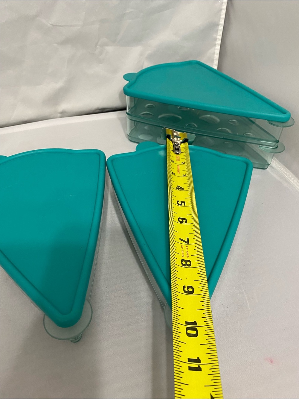 Tupperware Teal Stackable Pizza Storage - Picture 9 of 11